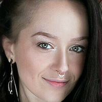 Лурн Оголені