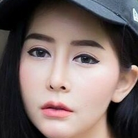 Маліса Чівапан Оголені