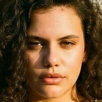 Марія Едуарда Корреа Оголені