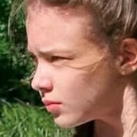 Марі Тернер Оголені