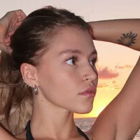 Мая Дженкінс Оголені