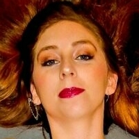 меганакалді Оголені