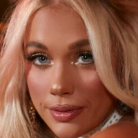 Меган Моронеї Оголені