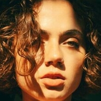 Мія Маєвська Оголені