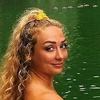 Міа Пінчиверо Оголені