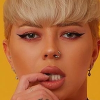 Міккі Костаче / Луів Оголені