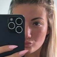 Мілагрос Гарай Оголені