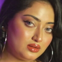 Журнал Наарі Оголені