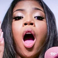 Нія Світ Оголені