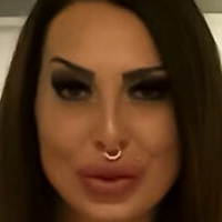 Ніна Вегас Оголені