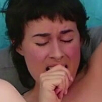 Олів Глас Оголені