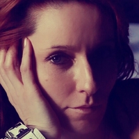 Олів Оголені