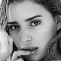 Пейсли Гілберт Оголені