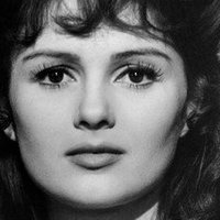 Памела Тіффін Оголені