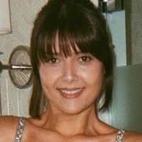 Патті Харрісон Оголені