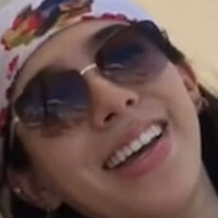 Пау Морено Оголені