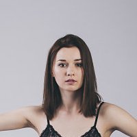 Пауліна Шостак Оголені