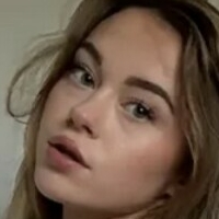 Пейліс Оголені