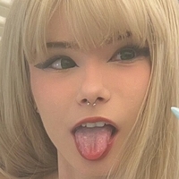 Петіт Фоксі Мей Оголені