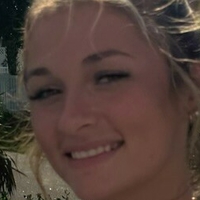 Пейтон Олівер Оголені