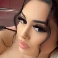 Квінбрі Оголені