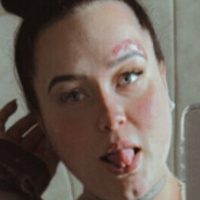 роувенді Оголені