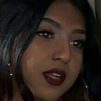 Ріа Рірі Оголені