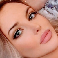 Розана Хеппі Оголені