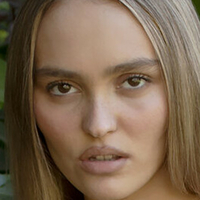 Роуз Депп Оголені