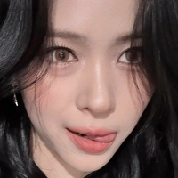 Рюджин - ITZY (Шин Рю-джин) Оголені