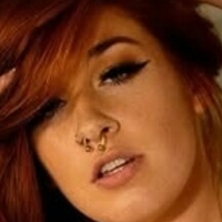 саваннахксайрен Оголені