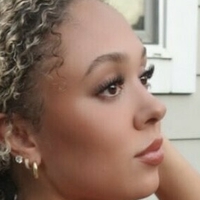 Селах Молден Оголені