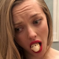 Зої Сейфрід Оголені