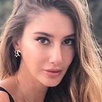 Сейма Субасі Оголені