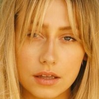 Шеннон Баркер Оголені