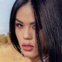 Шаєн Самара Оголені
