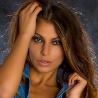 Сільвія Хаутен Оголені