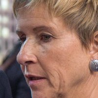 Сюзанна Клаттен Оголені
