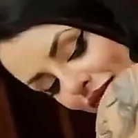 Світі Джулія Оголені