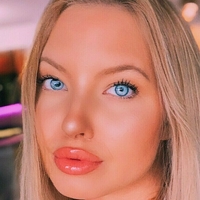 Тейлор Дрю Оголені