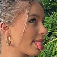 Тіана Лонго Оголені