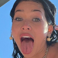 Торі Росс Оголені