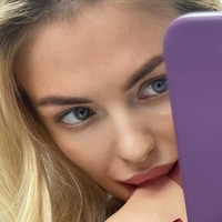Ула Хангрібанні92 Оголені