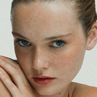 Віола Ковеш Оголені