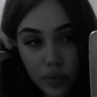 Ясмінесінай Оголені