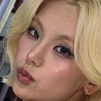 Єджі (Хван Є-джі) Оголені